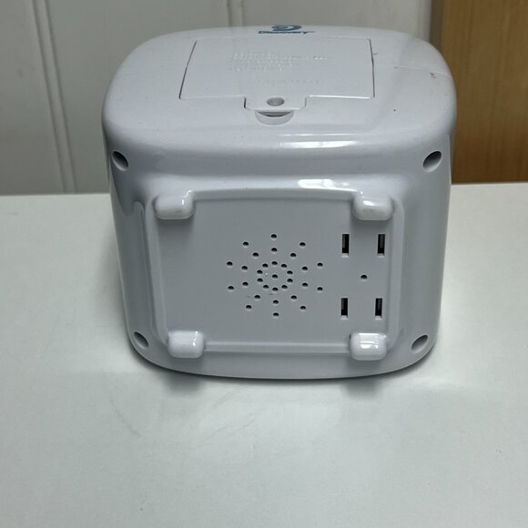 Discovery Projection Alarm Clock & Sound Machine - Picture 5 of 7